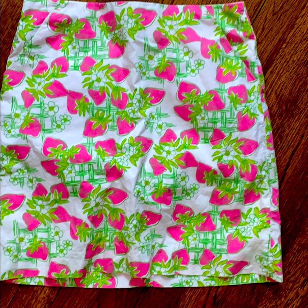 Lilly Pulitzer 🍓 skirt size 0
